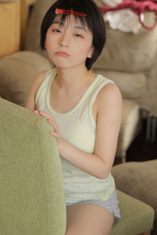 免费看美女下面毛在线看